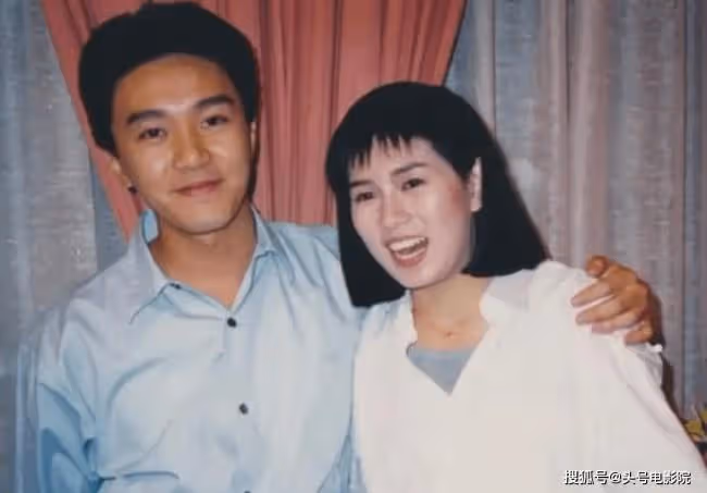 周星馳一生難忘的女人 女星病逝10年好友曬舊照