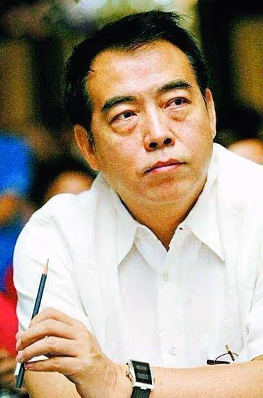 陳凱歌兩個兒子,顏值天壤之別,難怪只讓陳飛宇出道從不提老大