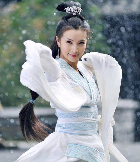 陳好顏值崩了?時隔6年復出演少女,遭導演怒懟:要有自知之明