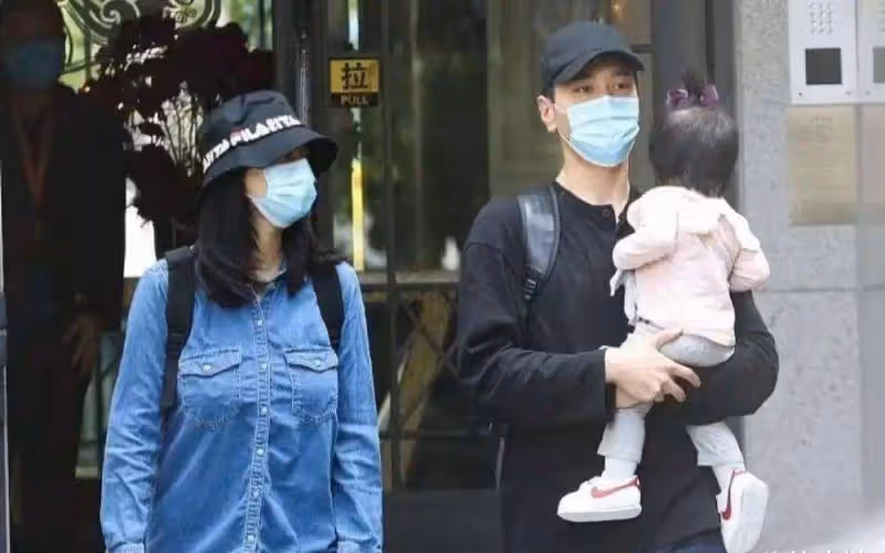 不老女神高圓圓,顏值在線,內心豐盈!