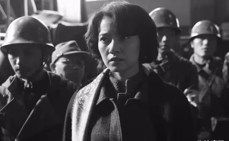 不老女神高圓圓,顏值在線,內心豐盈!