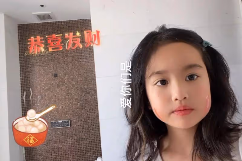 《媽是超人》15位萌娃顏值變化大:丑萌的逆襲,最帥的到了尷尬期