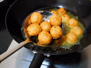 年味 l 糖醋藕丸子