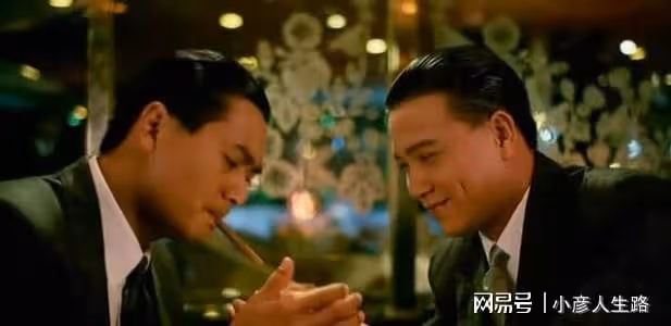8位過氣藝人現狀：嘎叔穿病號服，阿寶喝悶酒，周立波頭髮不多了
