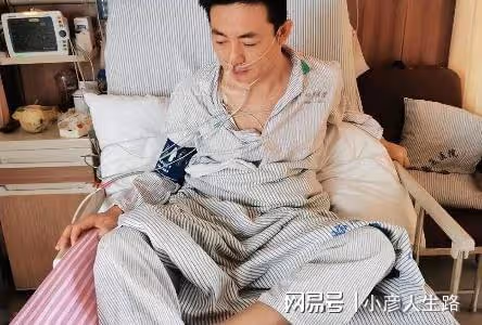 他40歲,財務自由,37歲時腦幹出血,妻子用摩托車讓他重新站起來