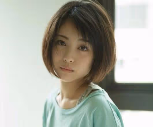 日娛新一代顏霸濱邊美波,歪頭殺很呆萌,竟捲入沒實錘的假料