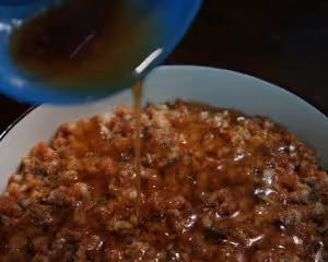 菜乾蒸肉餅（超詳細超簡單的老少皆宜下飯菜）
