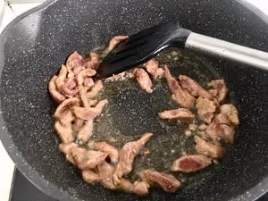 土豆肉絲蓋澆面