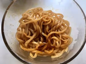 土豆肉絲蓋澆面