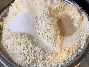 波蘭種的芝麻小法棍也太好吃了吧！！！