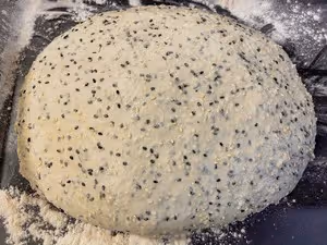 波蘭種的芝麻小法棍也太好吃了吧！！！