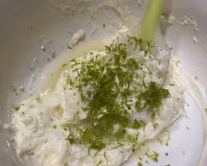 免烤！青檸芝士慕斯🍋