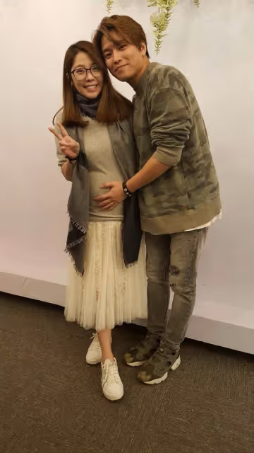 娶到妳好幸運!阿弟淚謝「愛妻擺攤撐家計」偷往口袋塞錢 收入比他多10倍「在外仍給足面子」護尪暖舉全曝光。