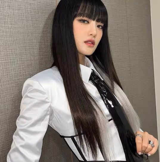 （G）I-DLE Minnie隱藏版泰國公主？家世背景曝，阿姨身份更是驚人