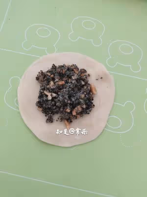 黑芝麻花生酥餅（網紅蛋黃酥改良版）