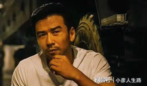 恭喜!香港知名男星與內地女友疑似結婚,年過50歲仍想生小孩