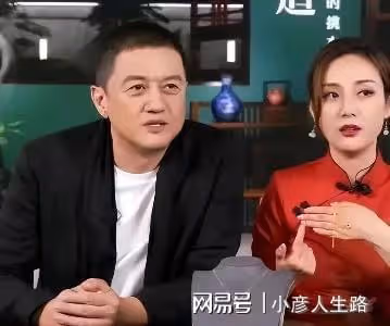 一個像爸,一個像媽,李嫣和竇靖童,差距越來越大了