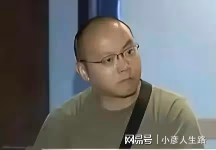 一個像爸,一個像媽,李嫣和竇靖童,差距越來越大了