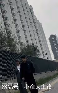 難堪的離婚坎邁過去了?當年那可真是全民狂歡……