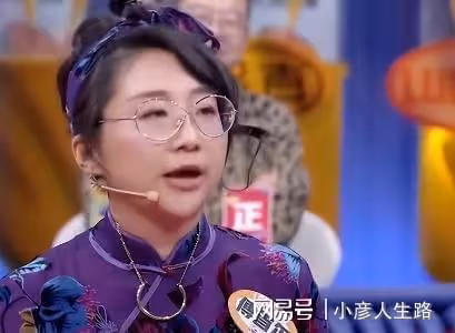 爸爸帶娃3天會穿鞋,幾年後會燉湯!育兒問題上,傅首爾被老公訓