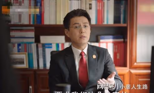 有意思!剛演完《底線》就客串《搖滾狂花》,「方遠」老婆串戲啦