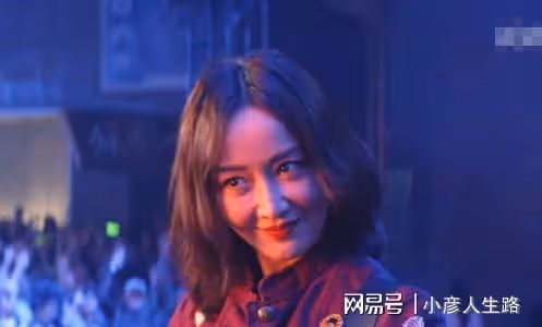 有意思!剛演完《底線》就客串《搖滾狂花》,「方遠」老婆串戲啦