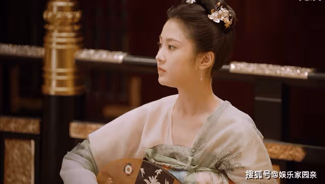 《我們這十年》唐俑的代入者為何是小艷?陳冉的幻想,藏著3個巧合