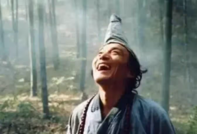 唯一把「濟公」演活的人！拍戲時遇到「3件怪事」　讓他從此堅定信佛：76歲選擇剃度出家