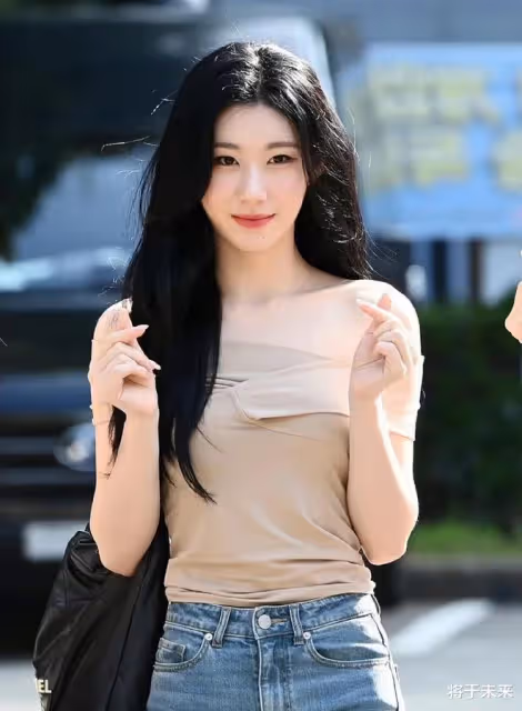 李彩演終於出道,solo成績卻不理想,顏值成最大問題