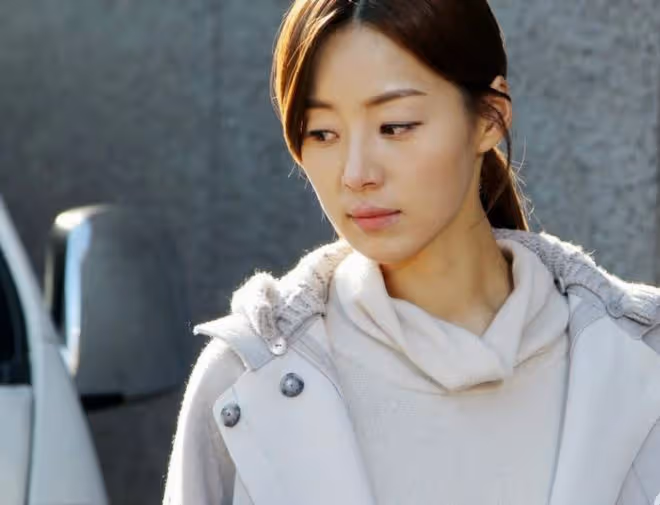 單眼皮女神韓智慧,長相甜美可愛,十年前嫁給檢察官?