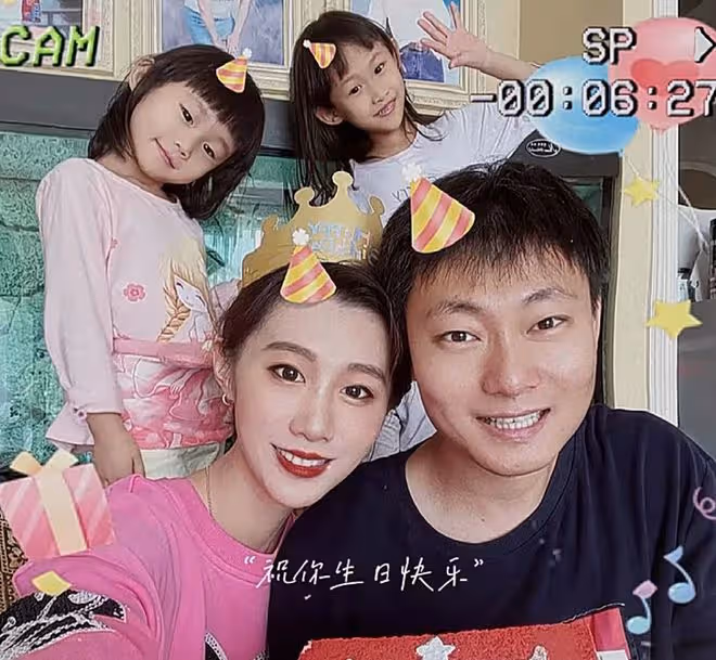 鞏漢林演員兒媳豪宅慶生!依偎老公大秀恩愛,倆女兒長得太像爺爺