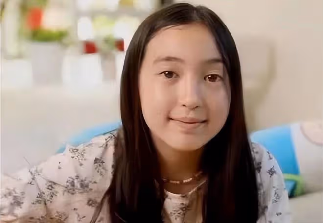 9位星二代顏值變化大:小S女兒美成蒼井優,各個整容式變化