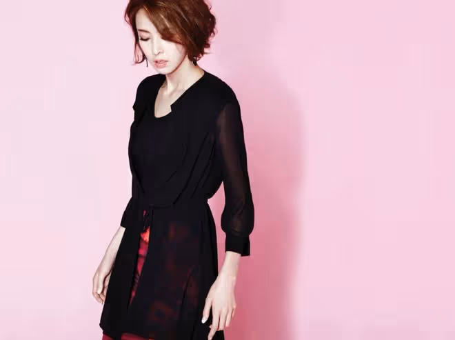 美腿女王李多喜,顏值溫婉氣質卻霸氣不凡,出道18年如今終走紅