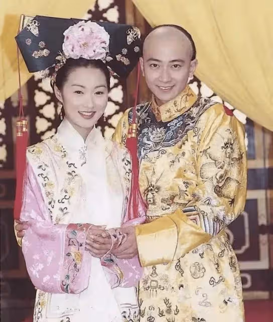 51歲「懷玉公主」疑隱婚生子!與萌娃眉眼神似,曾慘遭孫耀威拋棄