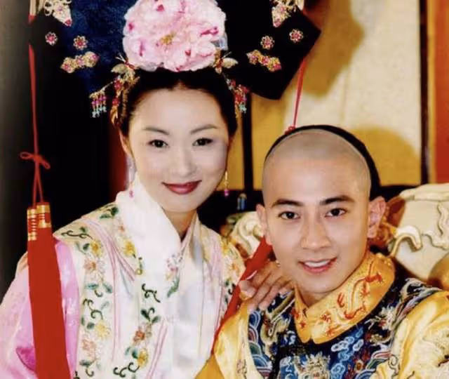 51歲「懷玉公主」疑隱婚生子!與萌娃眉眼神似,曾慘遭孫耀威拋棄
