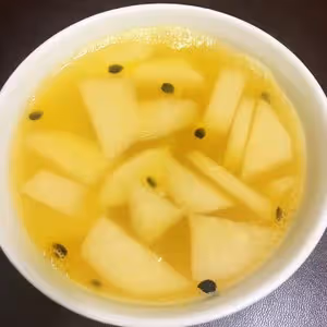 妙不可言的味道——百香果雪梨冰糖水～