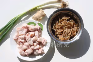 紅燒肉燉土豆乾