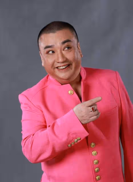 曝51歲陳堅雄去世!1天前發視頻心情好,《外媳》劇組多人哀悼