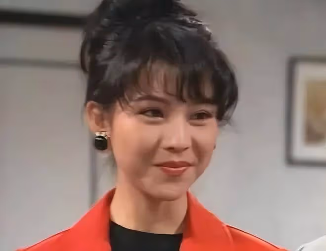 張晉一家游西湖,蔡少芬純素顏出鏡消瘦憔悴,三個孩子同框太有愛