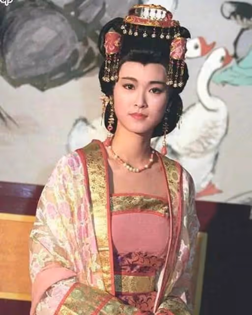 這些身高一米七以上的亞洲女演員,個個都有經典角色個個風姿綽約