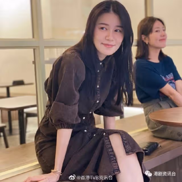 唐詩詠約姊妹去探索!黃翠如三日著同一件衫
