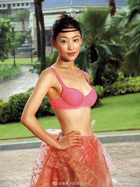 TVB演技女星自爆01年選港姐真相!曾靠2千元過活靠妹妹楊怡撐起家