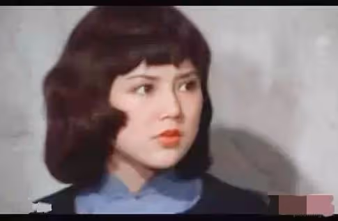 她曾是素顏女神!她19歲成小三「為豪門生6胎」 被拋棄後癡迷整容「全臉被毀」:花800萬為自己辦葬禮