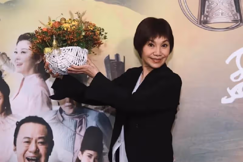 喪母暴瘦9公斤!唐美雲努力振作「她在媽媽靈堂前報喜」 「仍欠千萬債務也甘願」終讓歌仔戲被看見