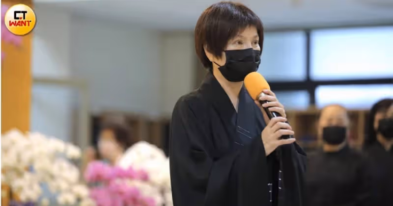 喪母暴瘦9公斤!唐美雲努力振作「她在媽媽靈堂前報喜」 「仍欠千萬債務也甘願」終讓歌仔戲被看見