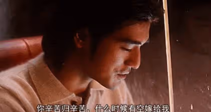67歲「勾引」22歲鮮肉，這女人真生猛