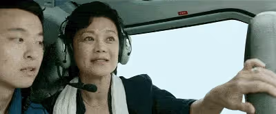 67歲「勾引」22歲鮮肉，這女人真生猛