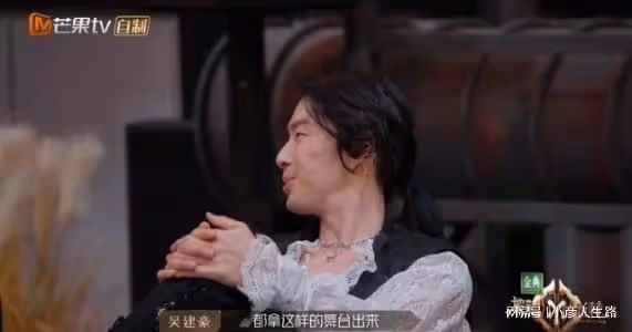 結婚4次後,張智霖寵妻人設崩塌,網友:求求你們不要再裝了!