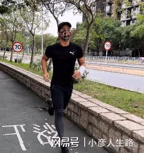 港星黃竣鋒深圳被砍傷後續:臉傷嚴重永久留疤,暫未獲得任何賠償