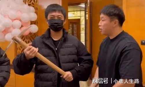 德雲社張九齡發文,引發粉絲熱議,跟燒餅學的都「莽撞」了